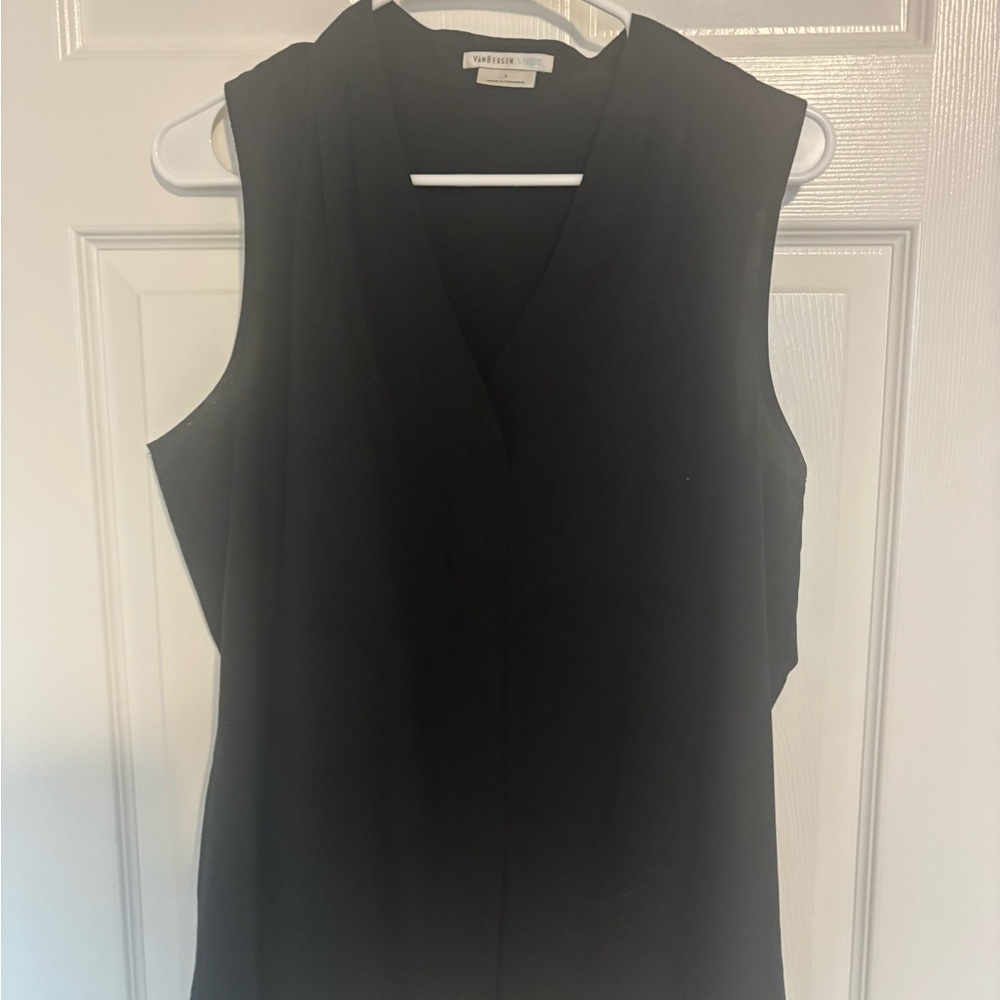 Van Heusen Black Sleeveless Blouse